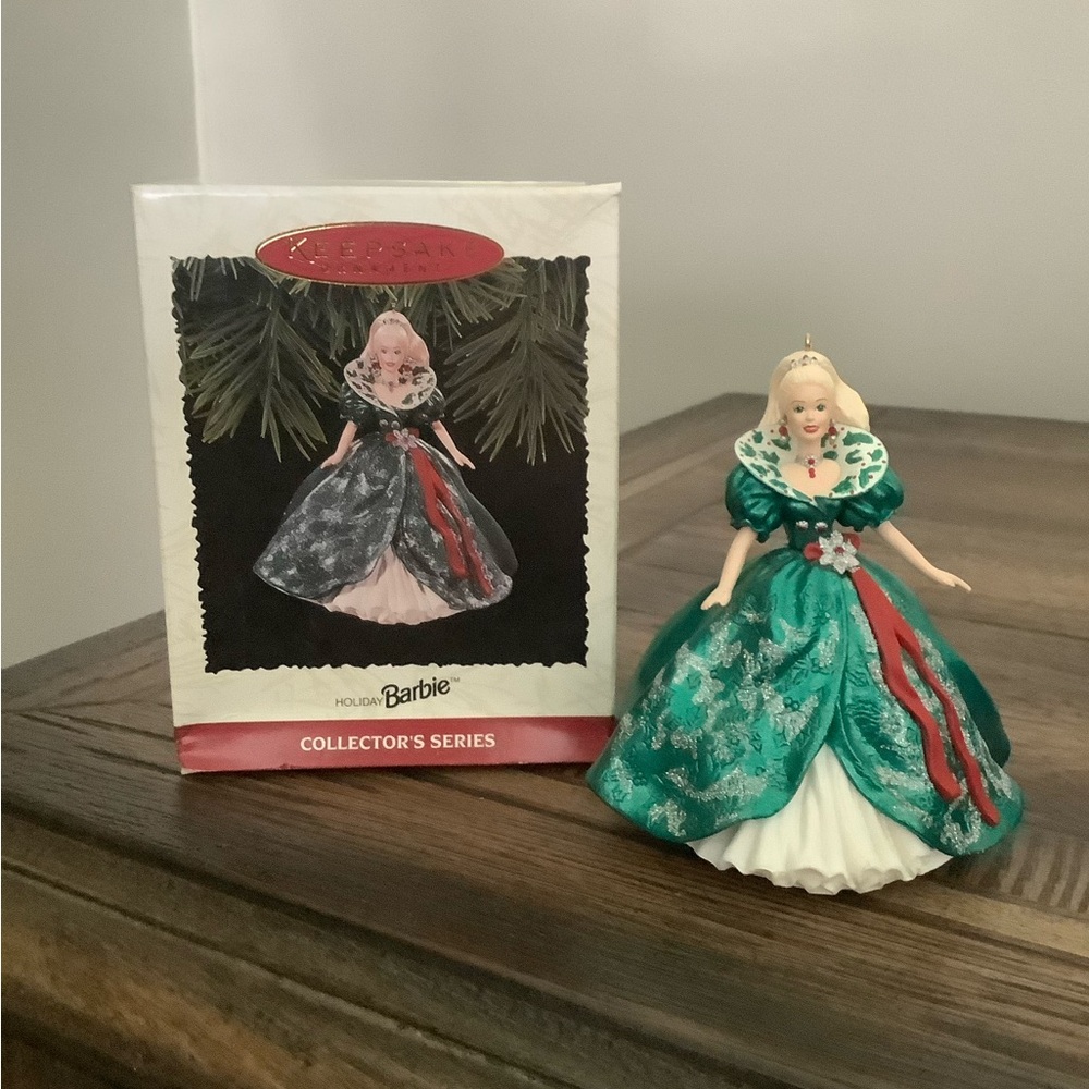 1995 Hallmark Holiday Barbie Ornament EUC